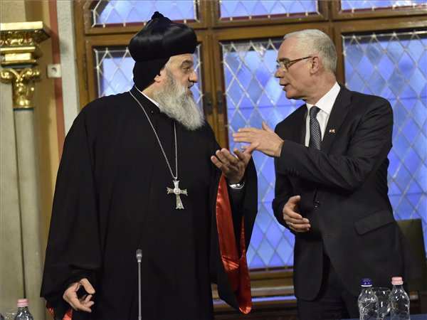A szír ortodox egyház kétmilliárd eurót kapott a kormánytól humanitárius célokra