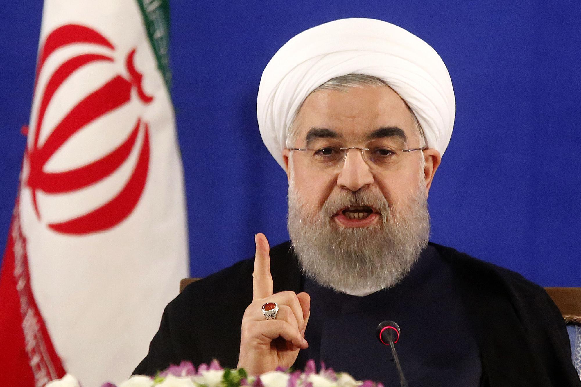 Irán nem enged a politikai és gazdasági nyomásnak
