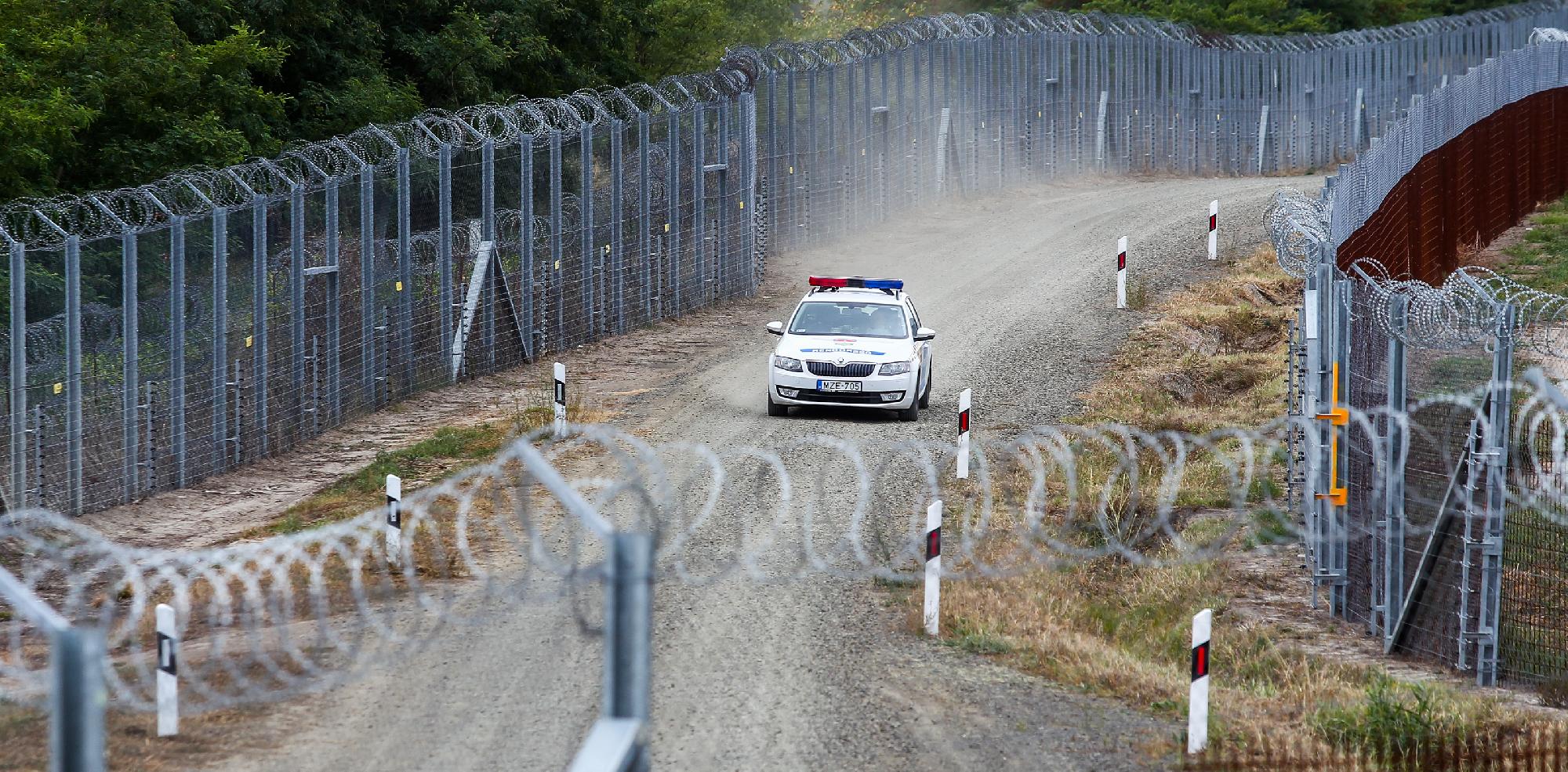 Fidesz: Felháborító a magyar határvédelemre szánt brüsszeli támogatás mértéke