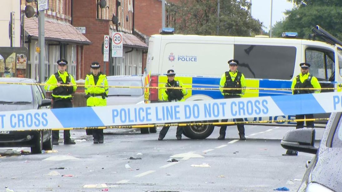 Lövöldözés volt Manchesterben, tíz ember kórházba került