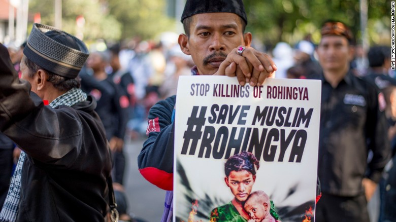 Mianmar SMS-ben utasította vissza a népirtás vádját