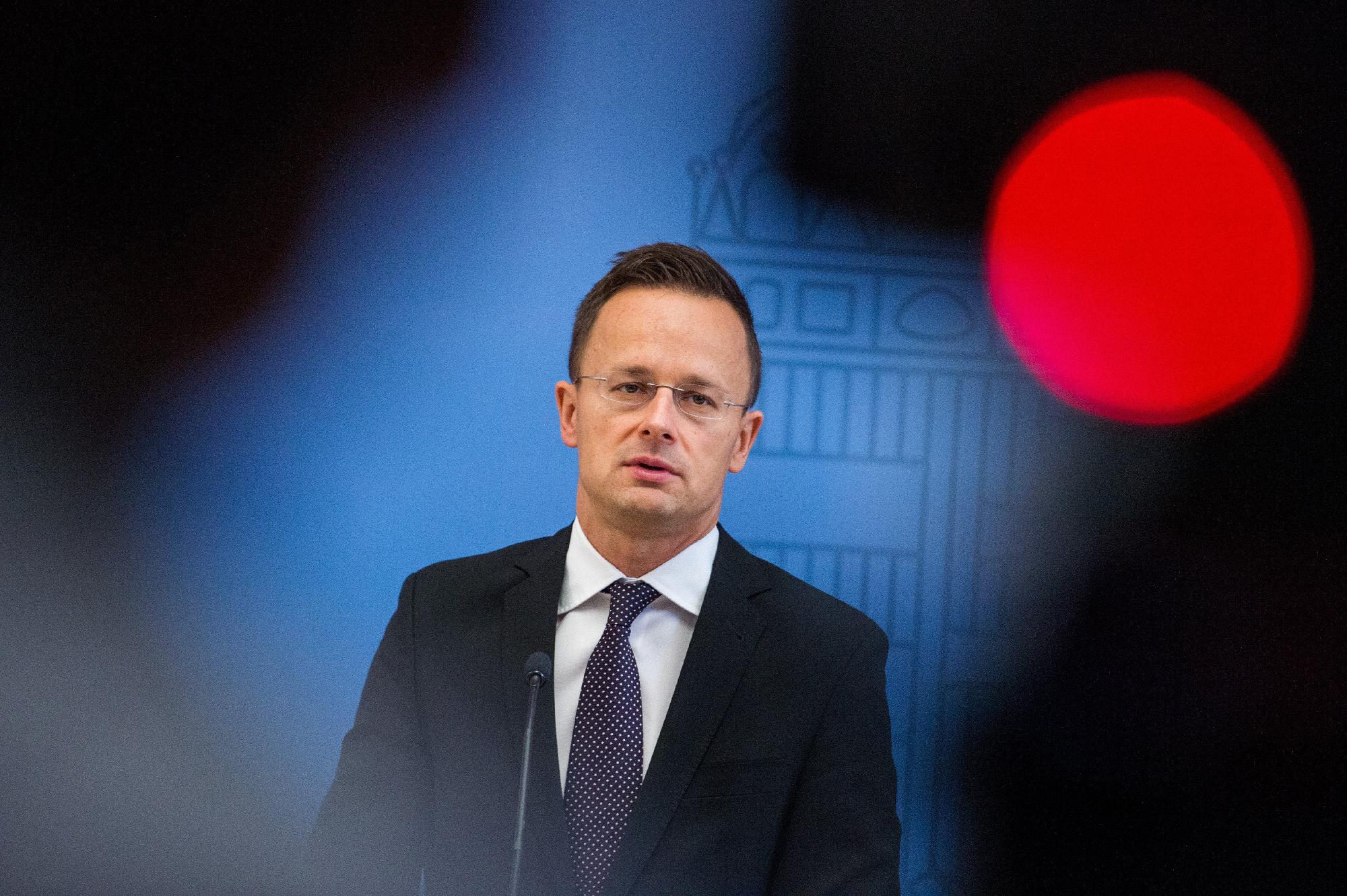 Szijjártó: Nem Sargentini kormányozza Magyarországot