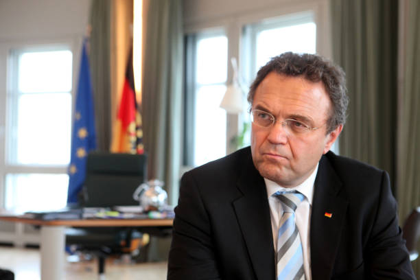 Budestag-alelnök: Naivitás volt hinni a gyors integrációban