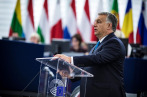 Orbán: Nem engedünk a zsarolásnak és megvédjük Európát