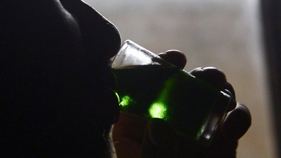 Évente egyharmad Magyarországnyi ember hal meg az alkohol miatt  