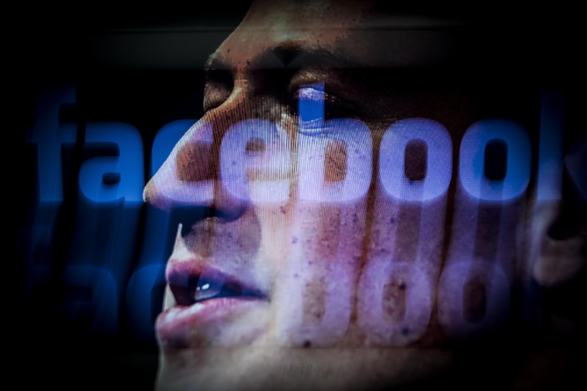 50 millió Facebook-felhasználó fiókját hekkelték meg