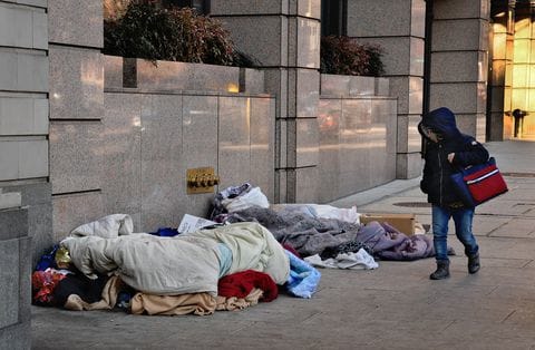 Nem volt fényképégetés: életbe lépett az új hajléktalantörvény