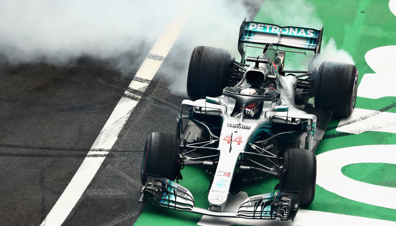 Lewis Hamilton ötszörös világbajnok lett