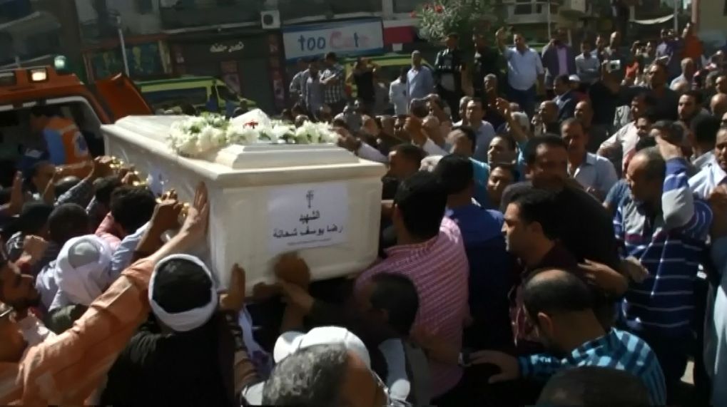 Eltemették a kopt keresztények elleni merénylet áldozatait