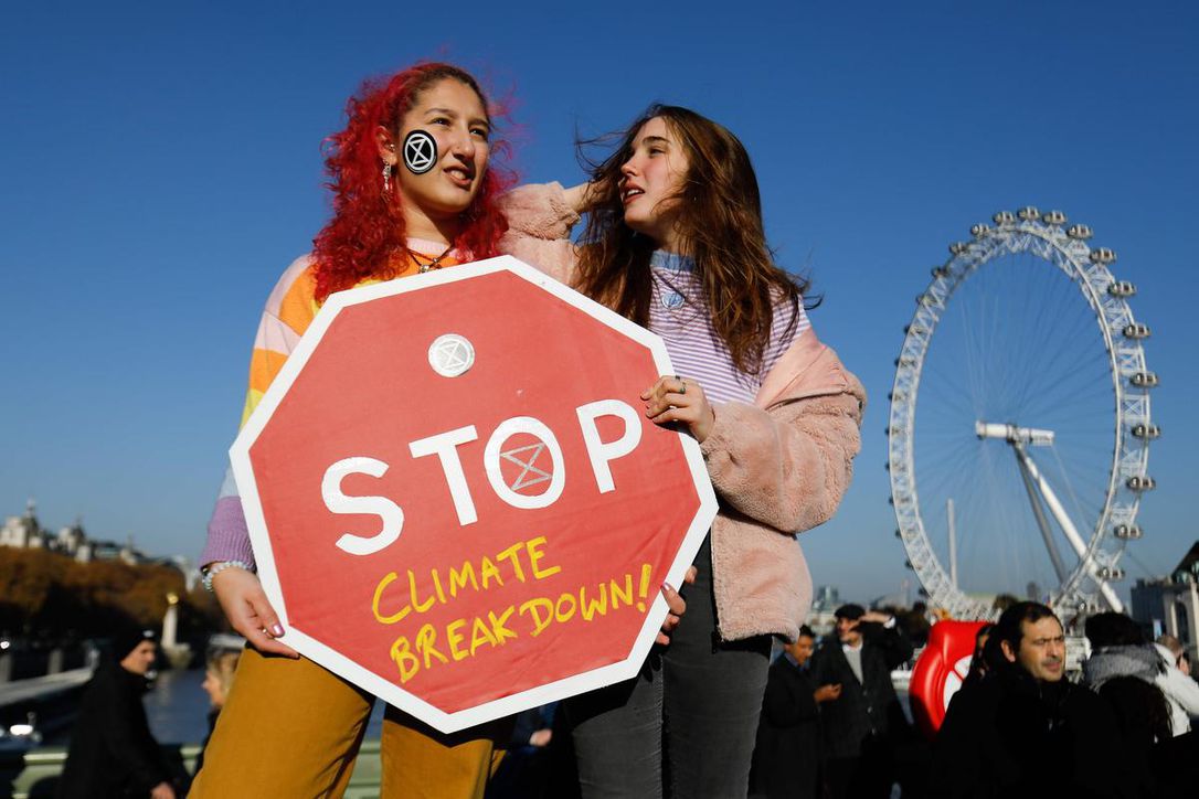 A klímaváltozás miatt tüntettek Londonban