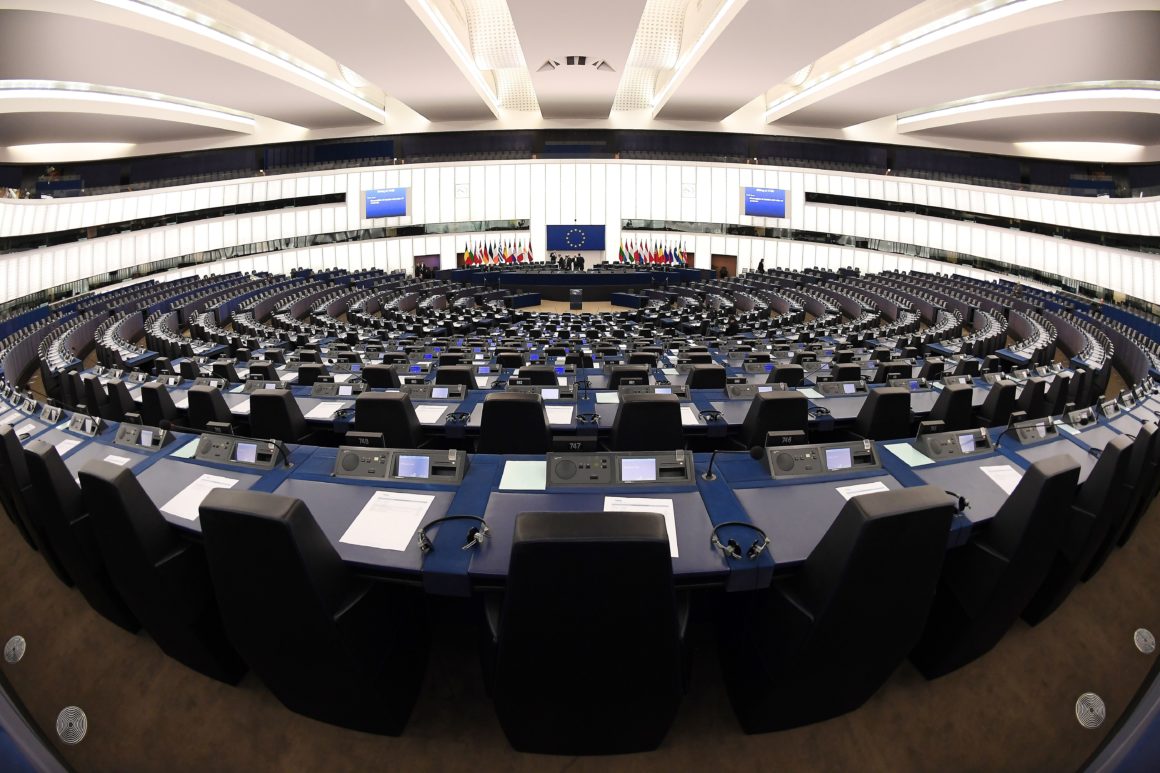 2019-ben is kétharmaddal tarolhatnak a kormánypártok az EP-ben