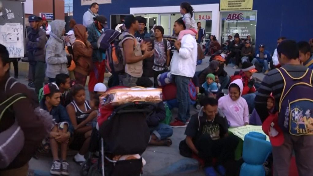 Még közel tízezer migráns érkezésére számítanak