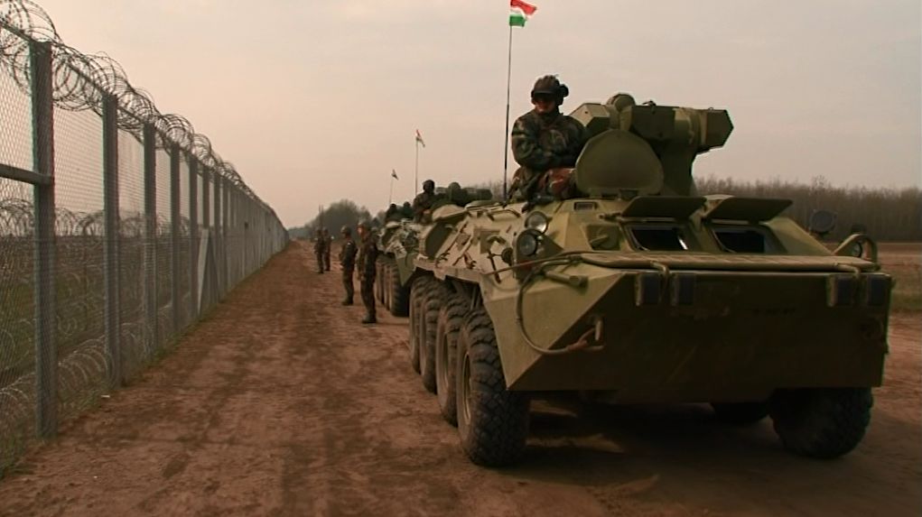 Több ezer magyar katona gyakorlatozik a déli határon
