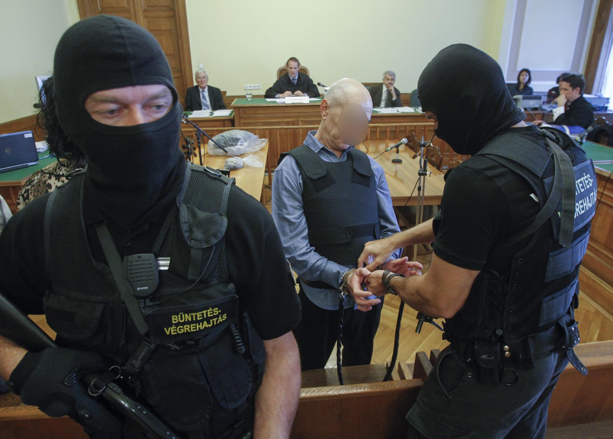 A szlovák legfelsőbb bíróság is életfogytiglani börtönre ítélte Rohácot