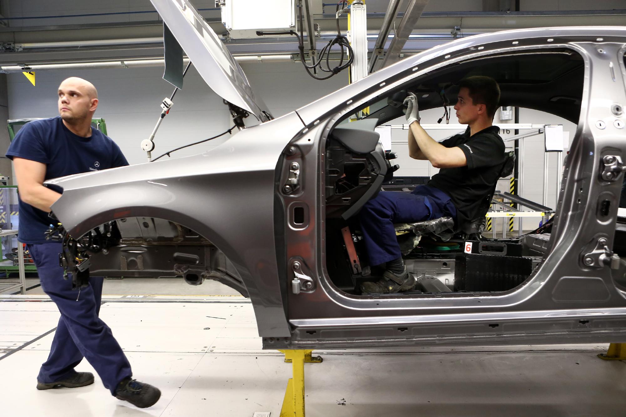 Mercedes-modell: a 35 százalékos béremelés máshol is elérhető