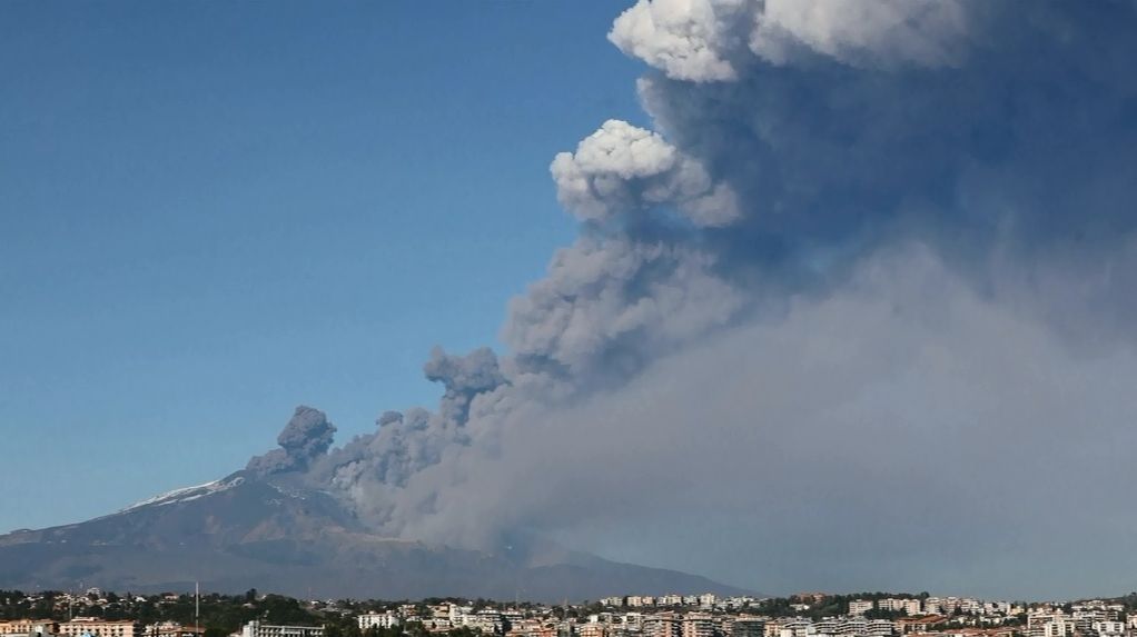 Kitört Európa legaktívabb vulkánja