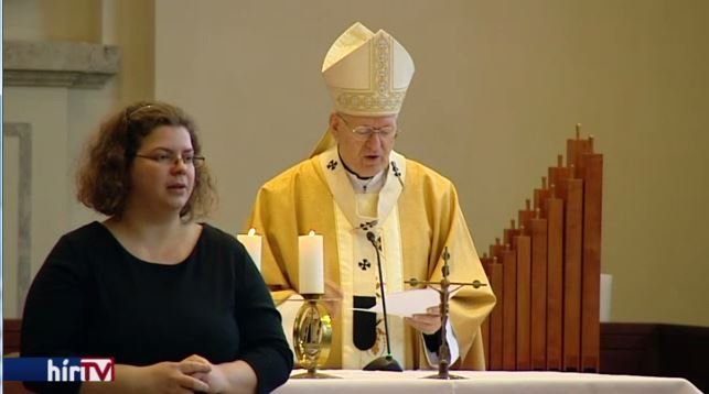 Erdő Péter a siketeknek celebrált szentmisét