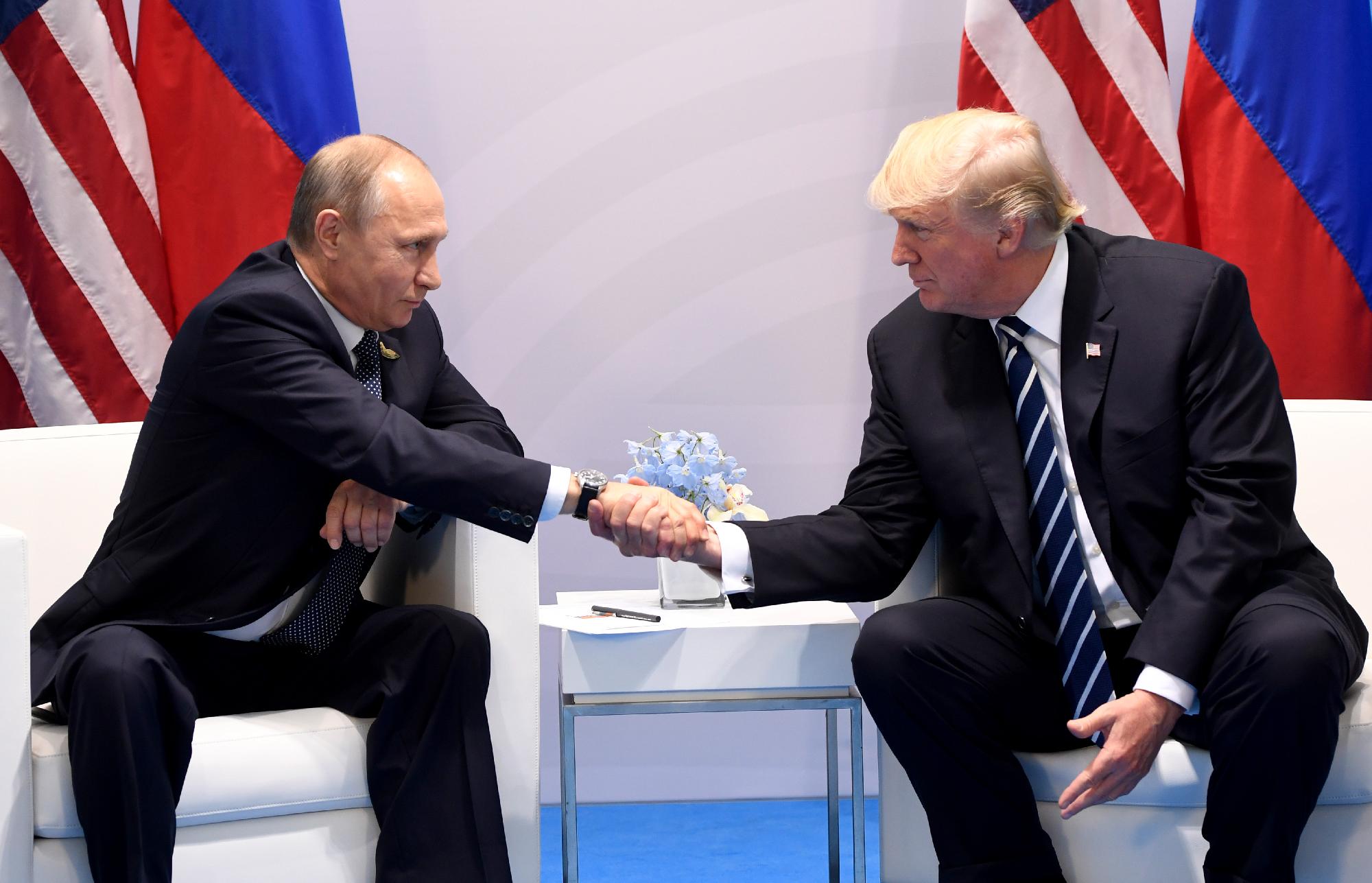 Putyin számos kérdésben nyitott a tárgyalásra Trumppal