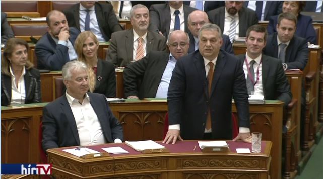 Orbán Viktor a Fidesz és a KDNP összevont frakcióülésén értékel