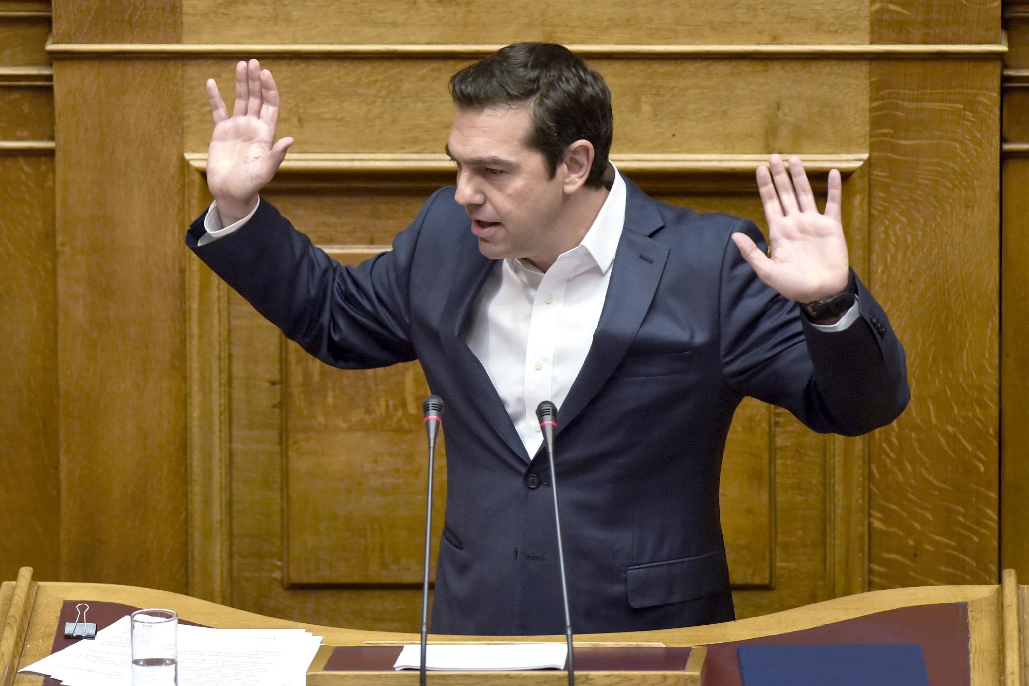Bizalmat kapott a görög kormány a macedóniai névvitában