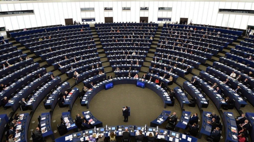 Az EP megszavazta a jogállamisági kritériumokat