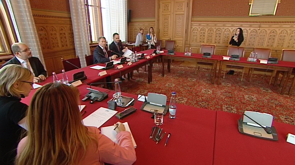 Határozatképtelen lett a költségvetési bizottság keddi ülése