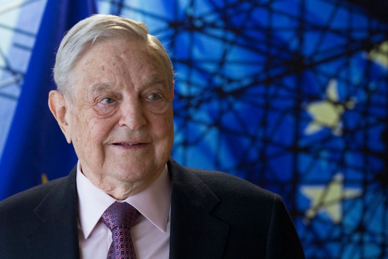 Soros György Davosban csatlakozik be az EU választás kampányába