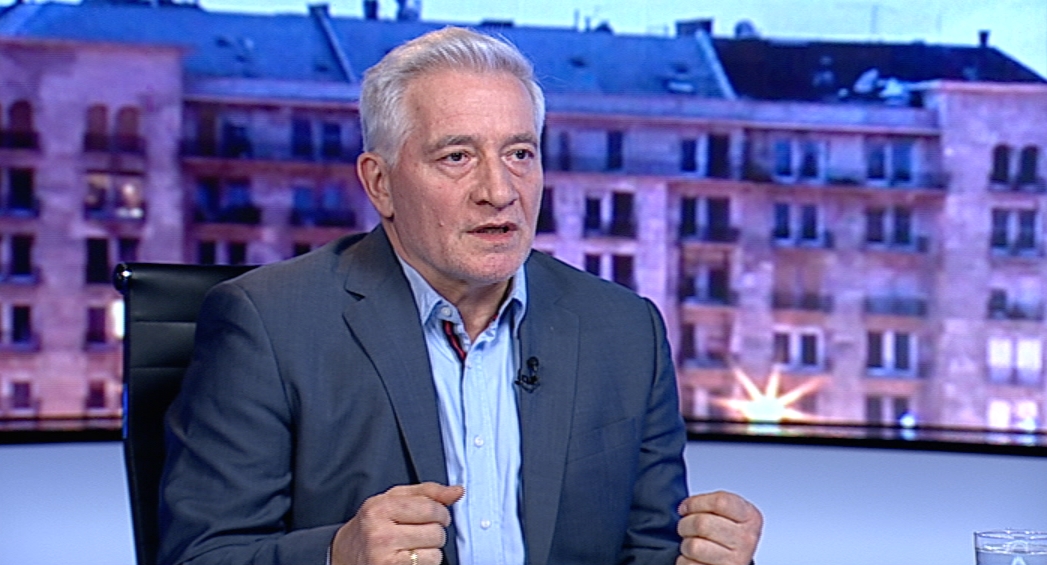 Palkovics: Az ellenzék csak napirenden akarja tartani saját létét
