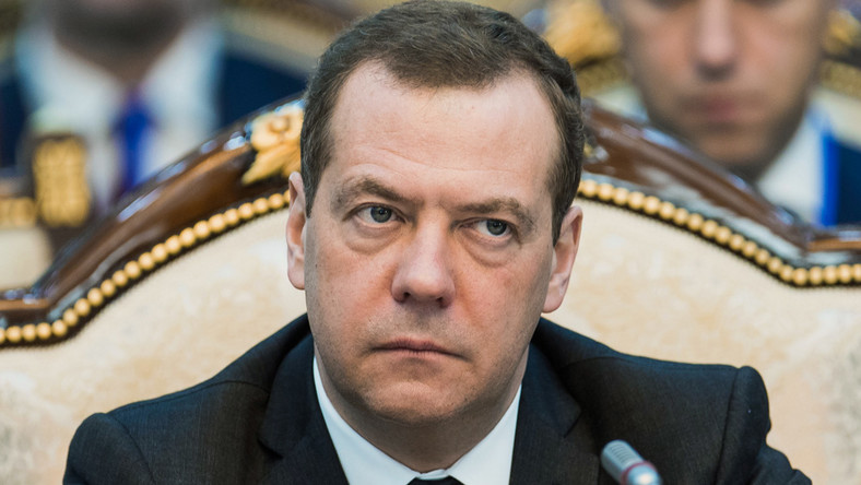 Medvegyev: Teljes mértékben elképzelhető egy atomcsapás a hágai bíróság épületére