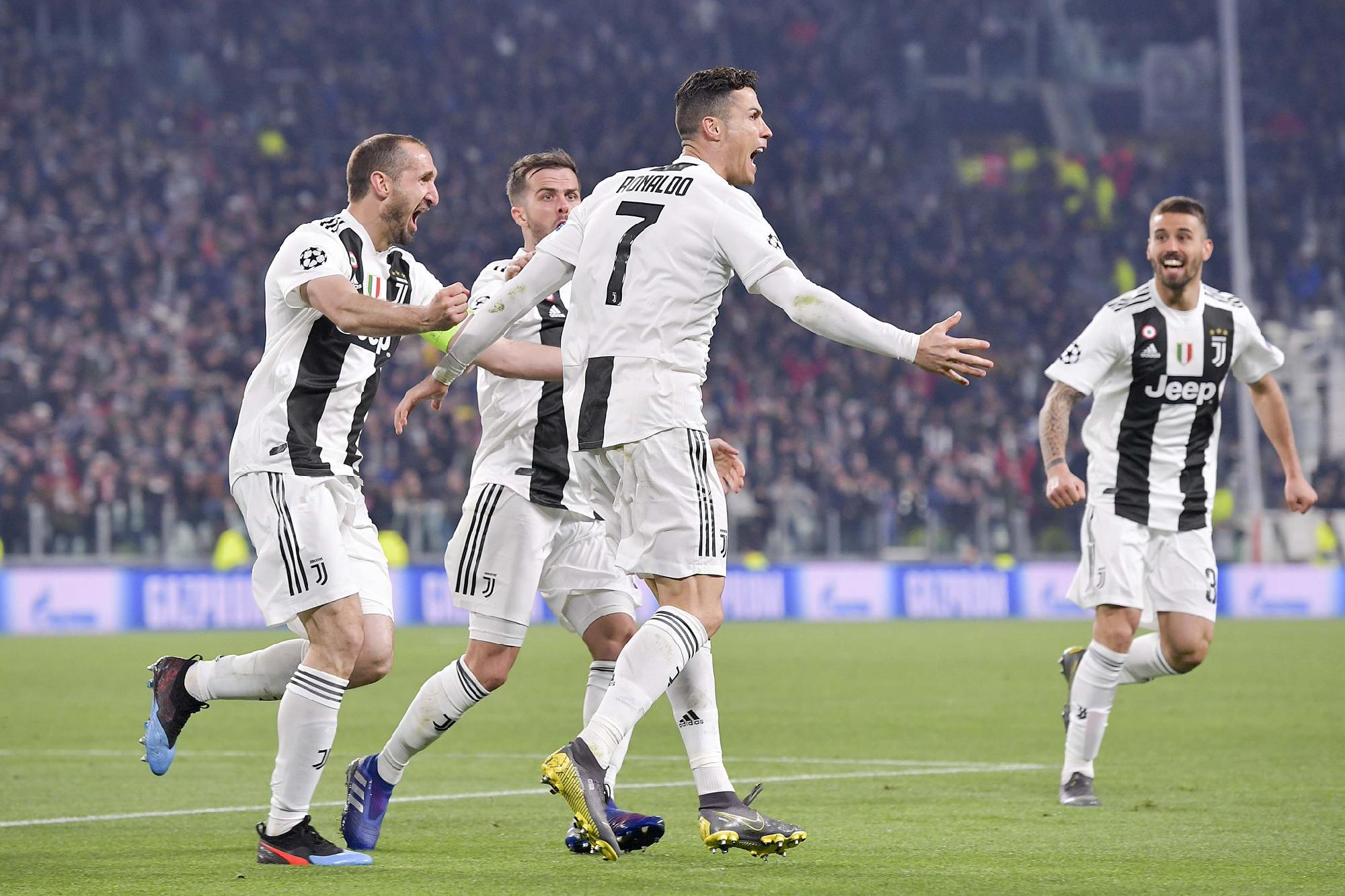 Cristiano Ronaldo mesterhármasával továbbjutott a Juventus