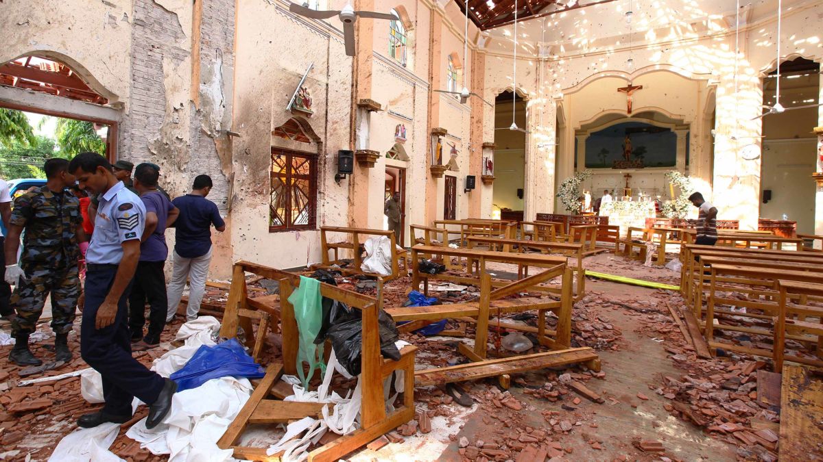  Jelentősen emelkedett a Srí Lanka-i merényletekben elhunytak száma