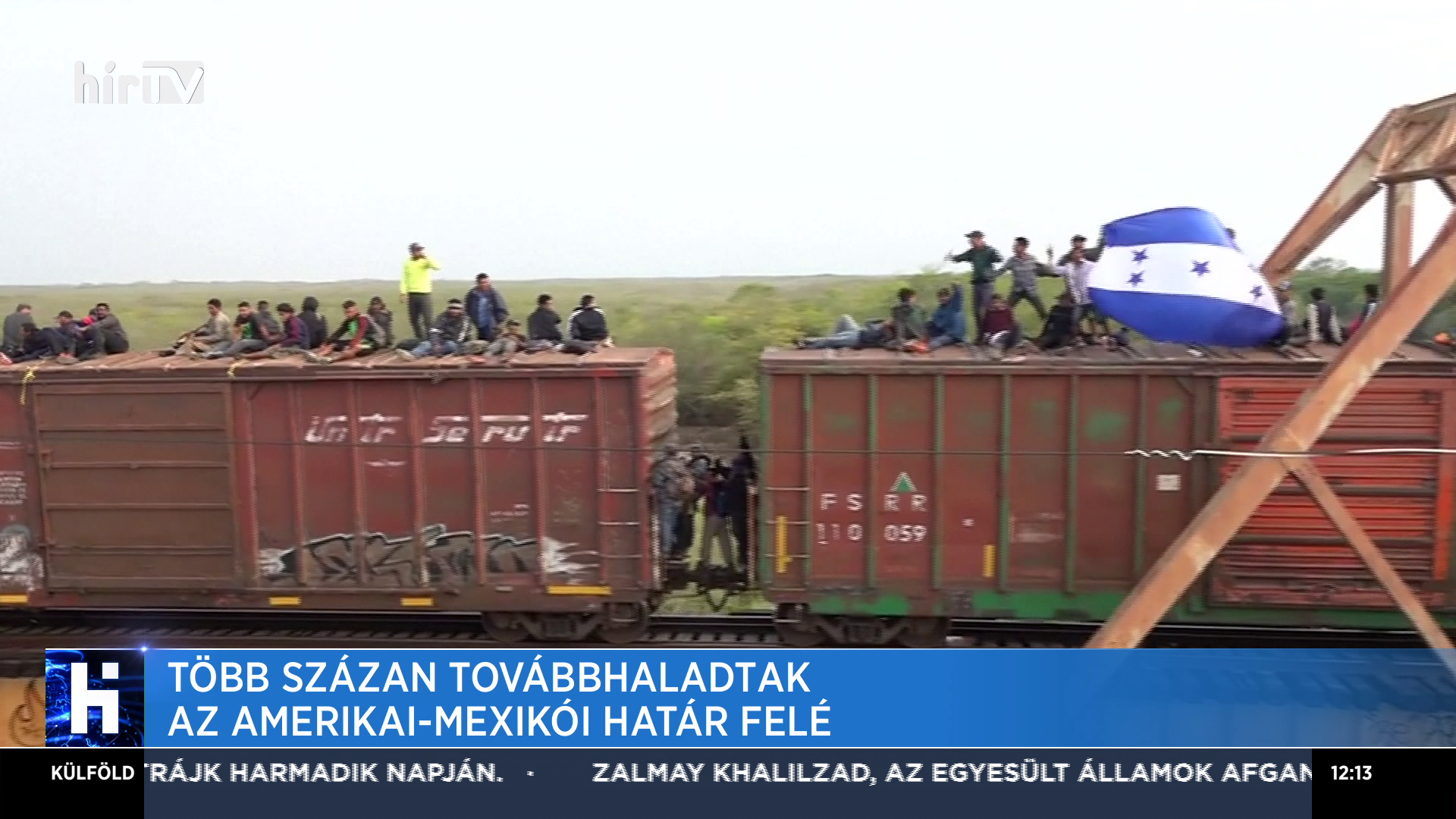 Vonatokkal utaznak a migránsok