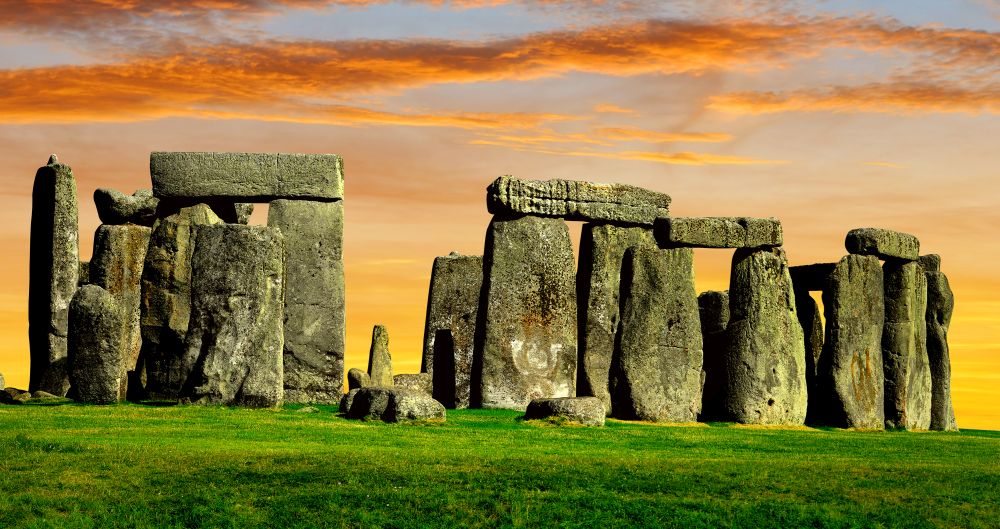 Hatvan év után került a helyére a Stonehenge egy eltűnt darabja