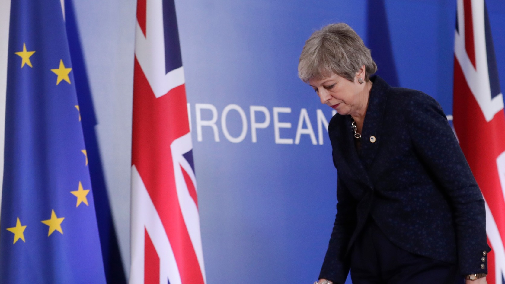 Theresa May június 7-én távozik