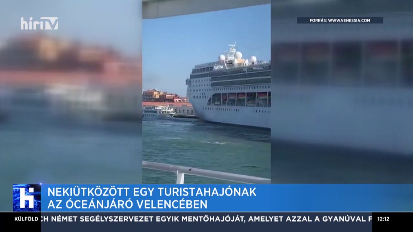 Nekiütközött egy turistahajónak az óceánjáró Velencében