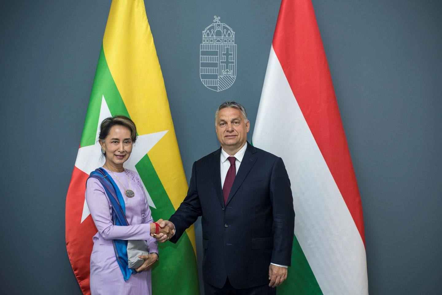 Orbán Viktor: Magyarország elutasítja a demokráciaexportot