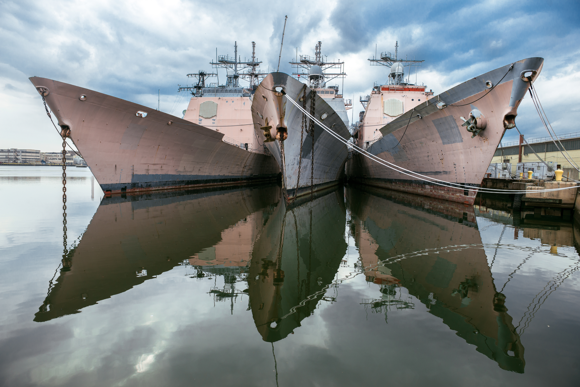Eltűntek a krími kikötőből az Oroszország által tavaly elfogott ukrán hadihajók