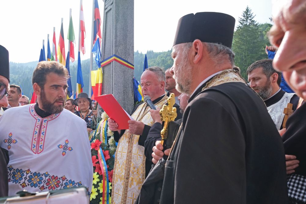 A románok legitimálni próbálják a temetőgyalázást