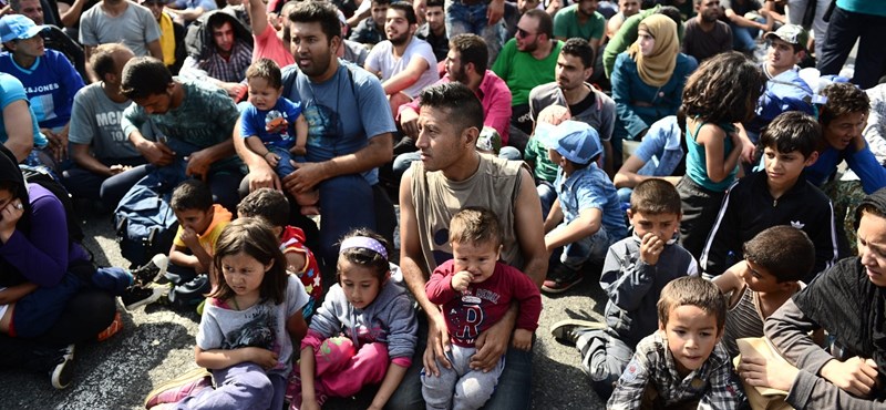 Háborús bűntettnek nevezte a menekültközpontot ért légicsapást az ENSZ különmegbízottja