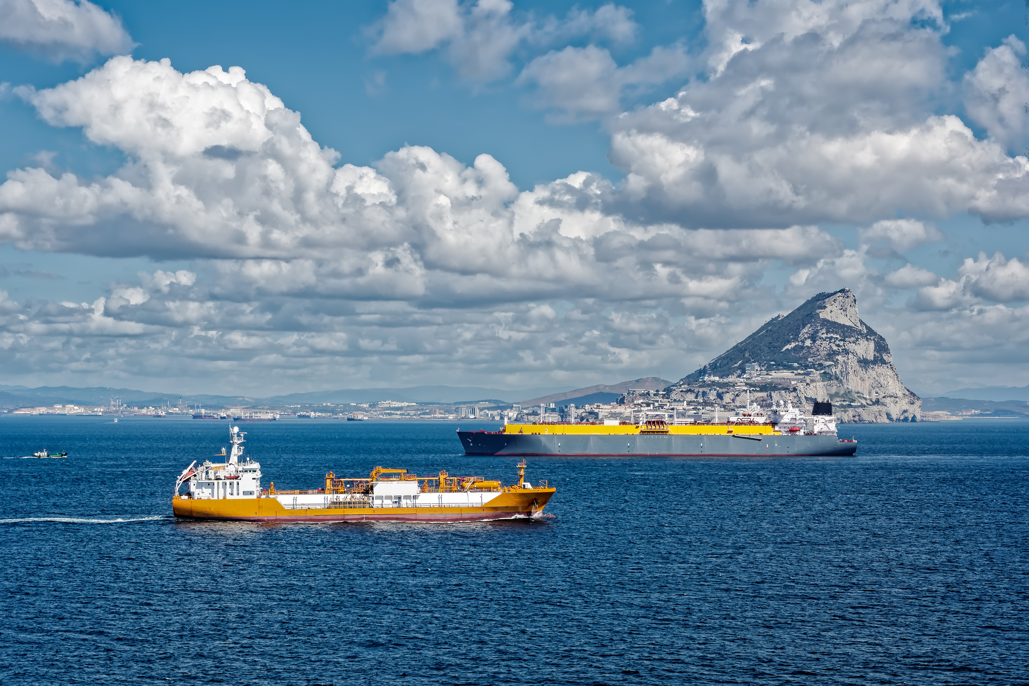 Feltartóztattak egy Szíriába tartó olajszállító tartályhajót Gibraltárnál