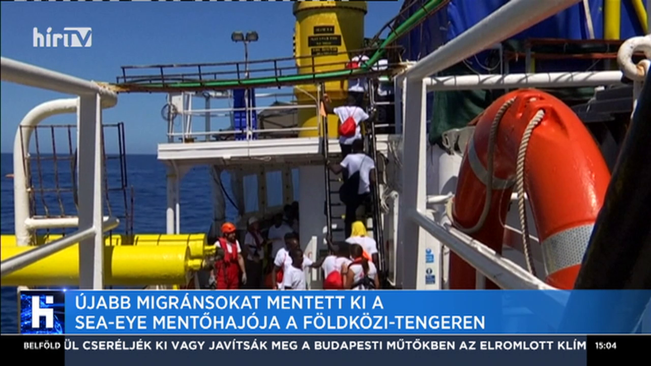 Újabb migránsokat mentett ki a Sea-Eye mentőhajója a Földközi-tengeren