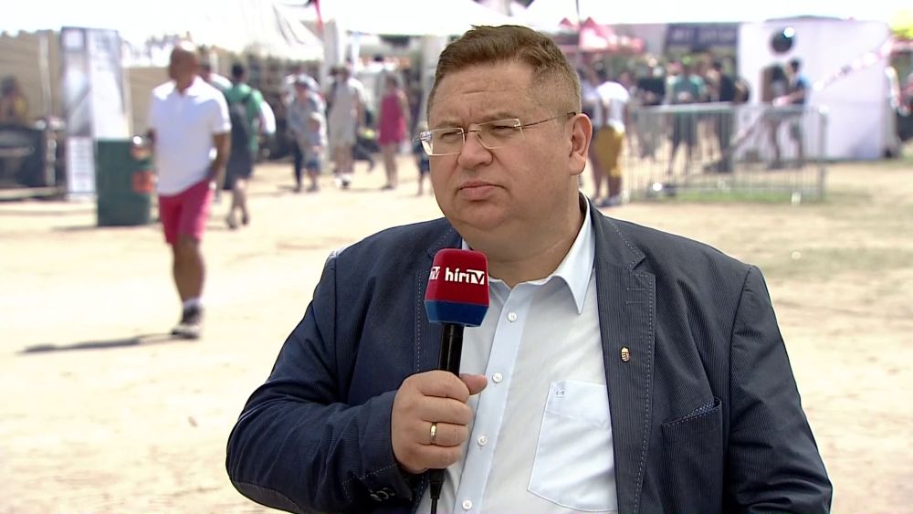 Bajkai István: Hunvald eddigi pozícióban tartása is jól jelzi az MSZP alászállását