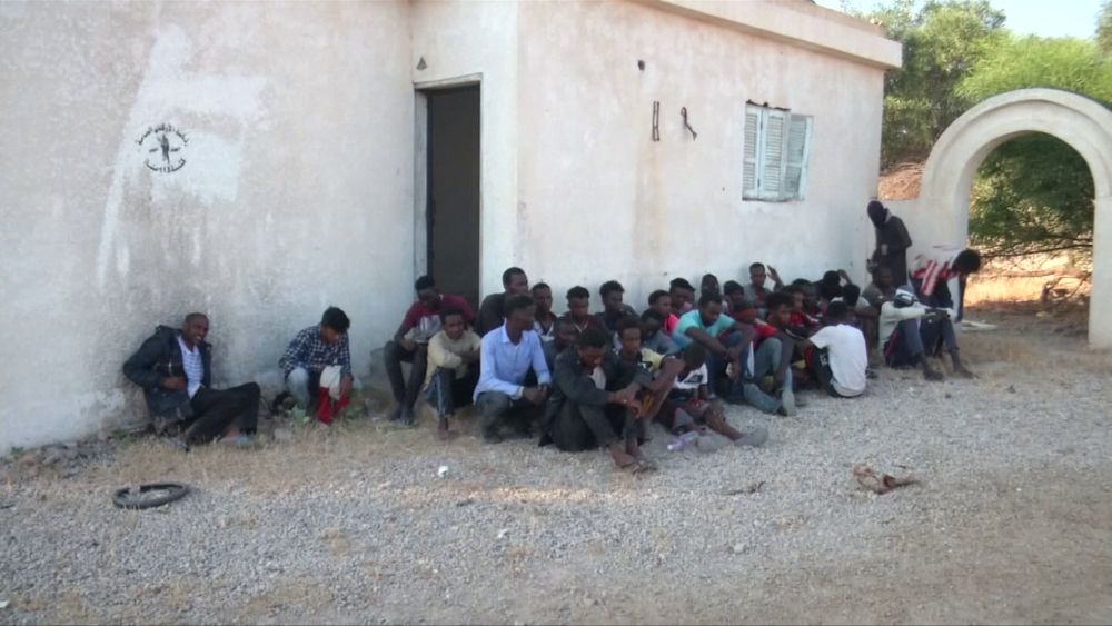 Több mint 240 migránst mentett meg a marokkói haditengerészet