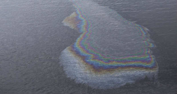Negyvenezer liter olaj ömlött a tengerbe Chile partjainál