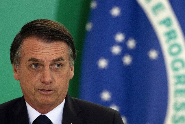 Bolsonaro óva intette a nagyhatalmakat a brazil belügyekbe való beavatkozástól