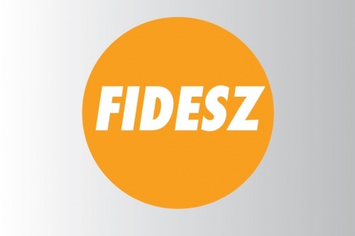 Fidesz: Gyurcsányék még mindig szembe mennek a magyar emberek akaratával