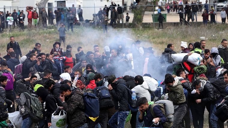 Összecsapások törtek ki egy görög menekülttáborban