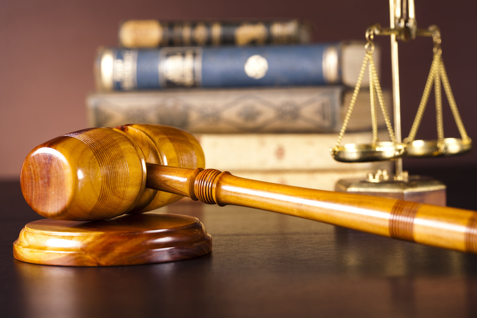 Törvénysértőnek találta a Kúria a Pesti Központi Kerületi Bíróság végzését