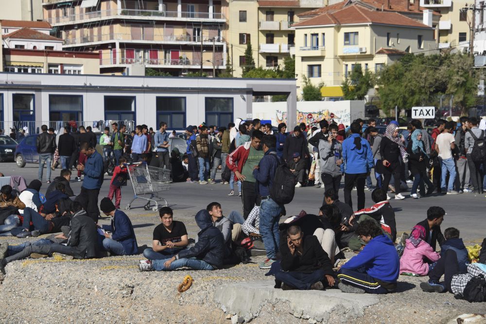 Tovább nőtt az égei-tengeri görög szigeteken tartózkodó migránsok száma