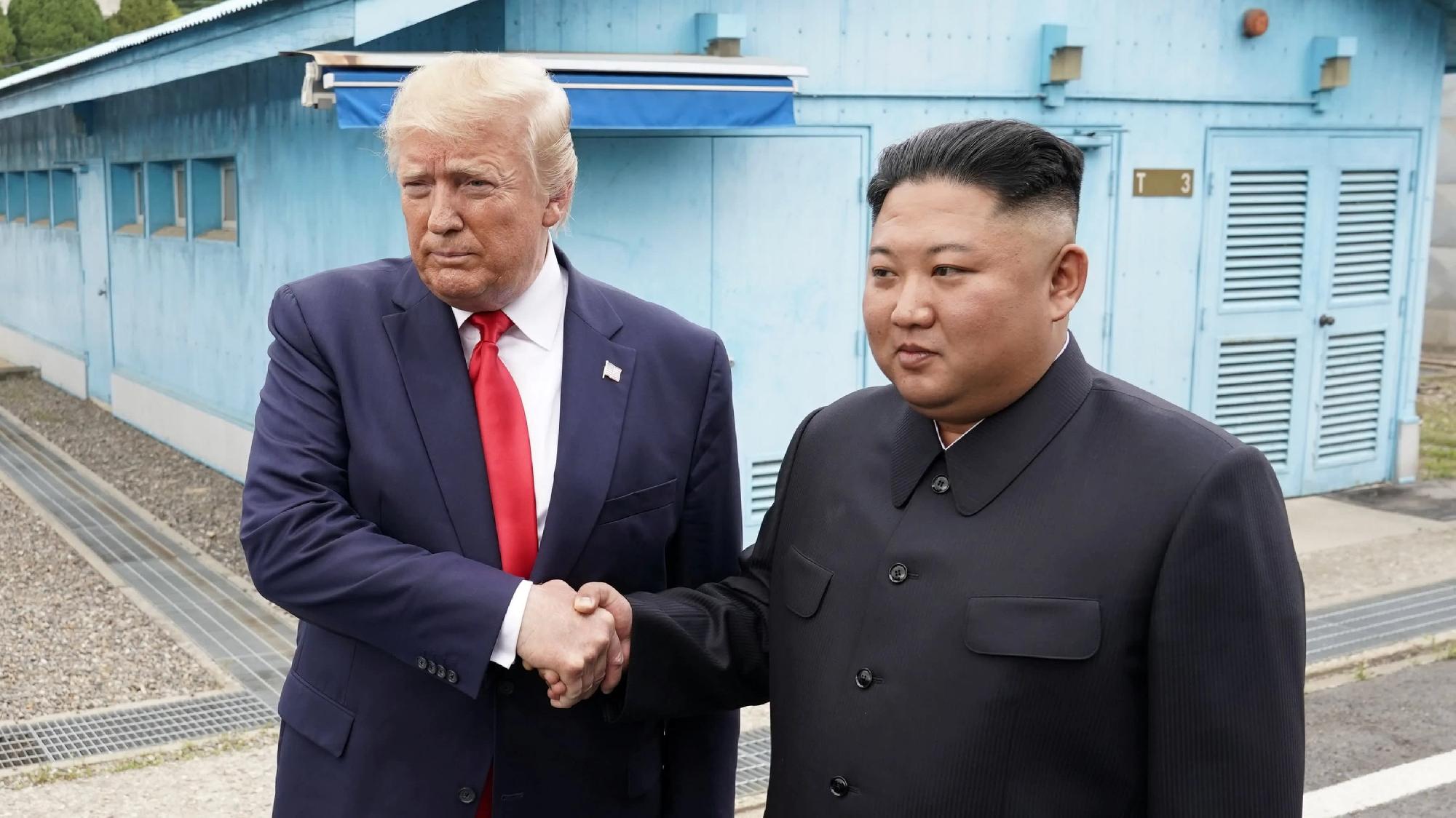 Észak-Korea vezetője meghívta az amerikai elnököt Phenjanba